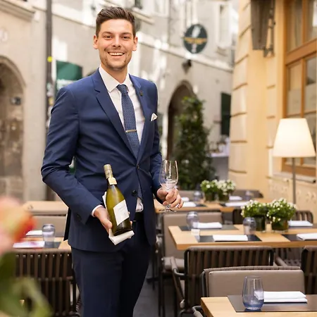 Отель Small Luxury Goldgasse Зальцбург