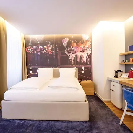 Small Luxury Goldgasse Hotel