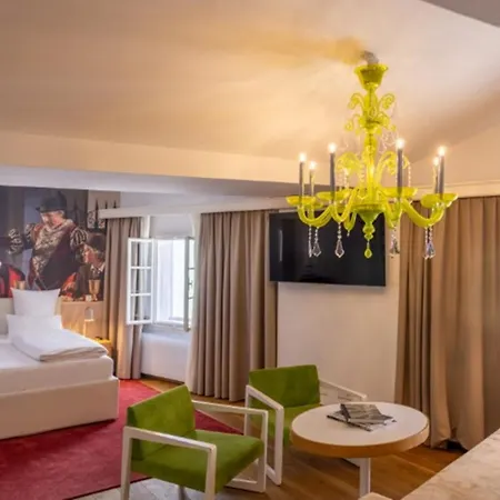 Small Luxury Goldgasse فندق 4*